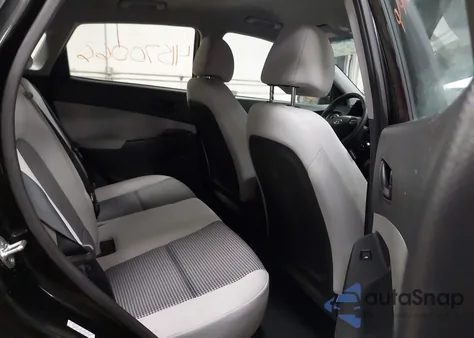 2023 Hyundai Kona Se z USA, uszkodzony, nr VIN KM8K2CAB1PU947924